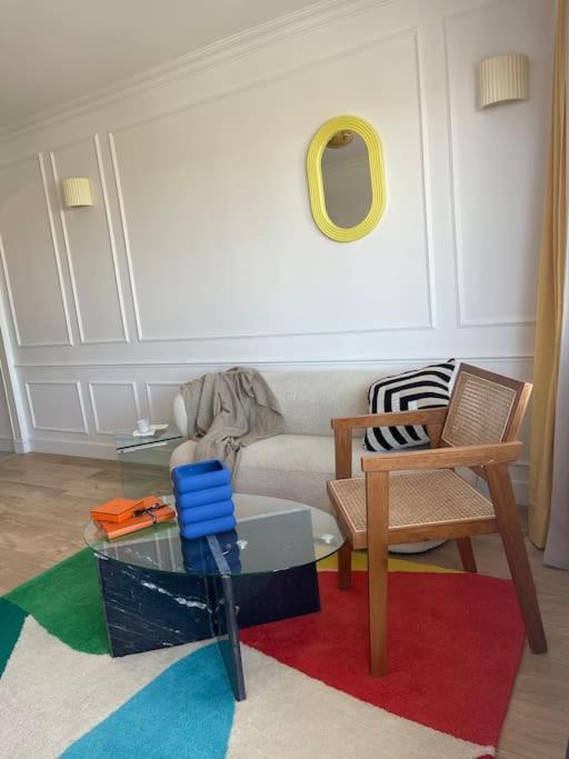 Apartment Luxueux Neuf-balcon-6min Gare-15min Paris *